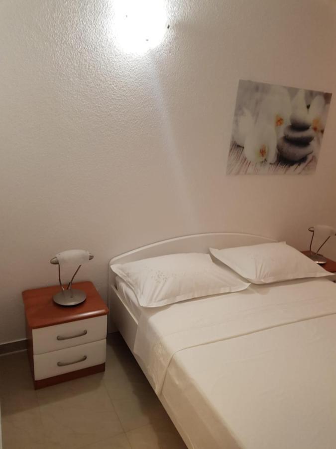 Apartment Miskovic Makarska Exterior photo